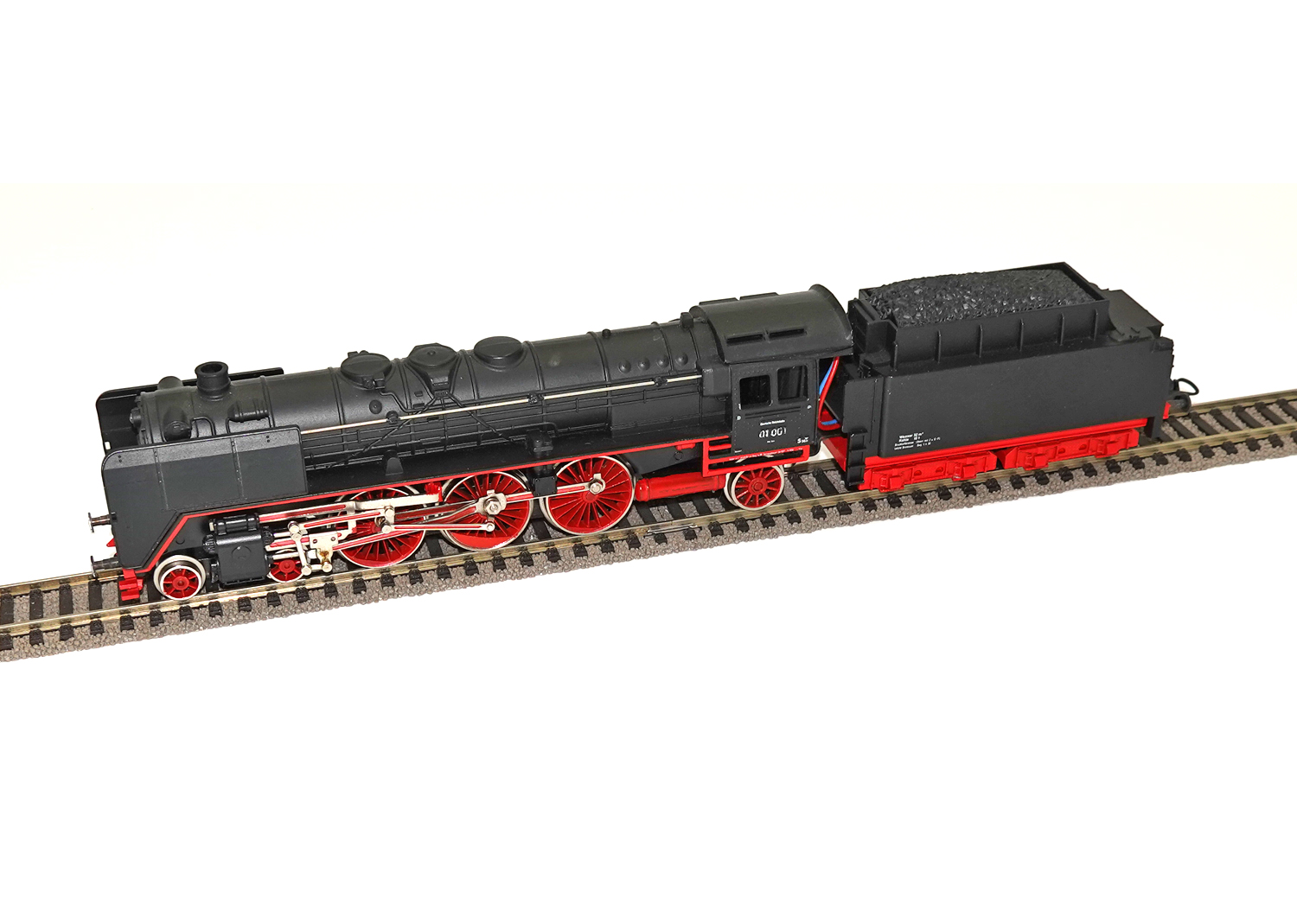 Trix International 2404 DB Damplokomotive BR 01
