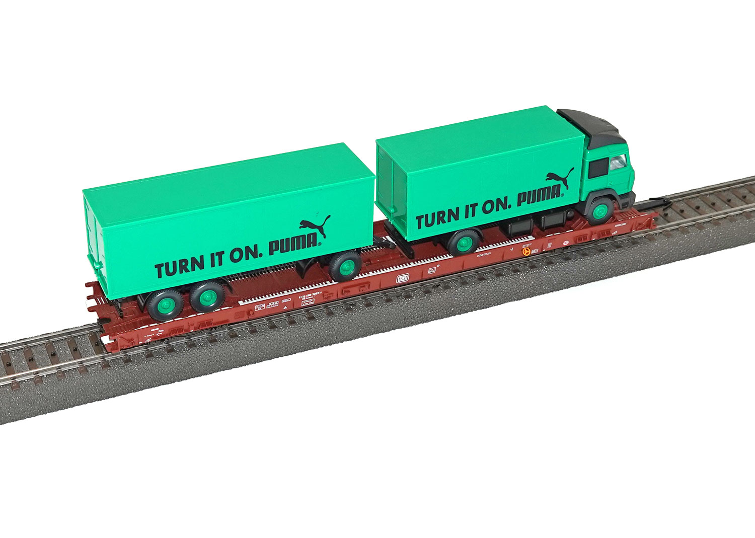 Märklin 4843 DB Niederflurwagen RoLa DB mit LKW Puma  