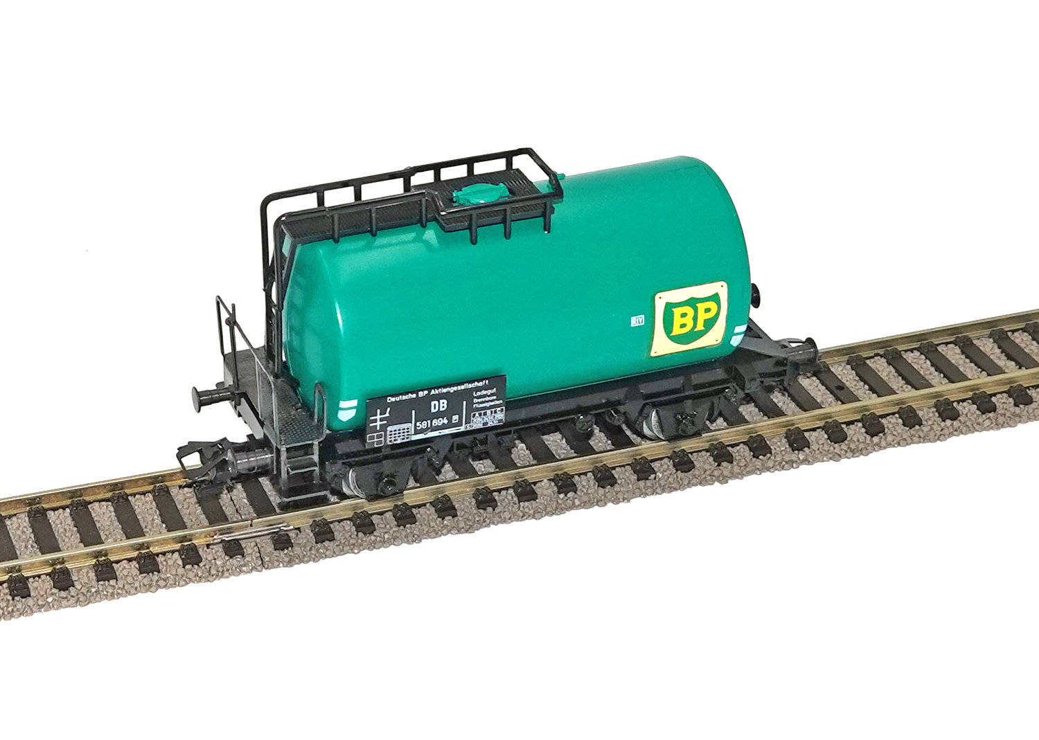 Märklin 4644 DB Mineralöl-Kesselwagen BP