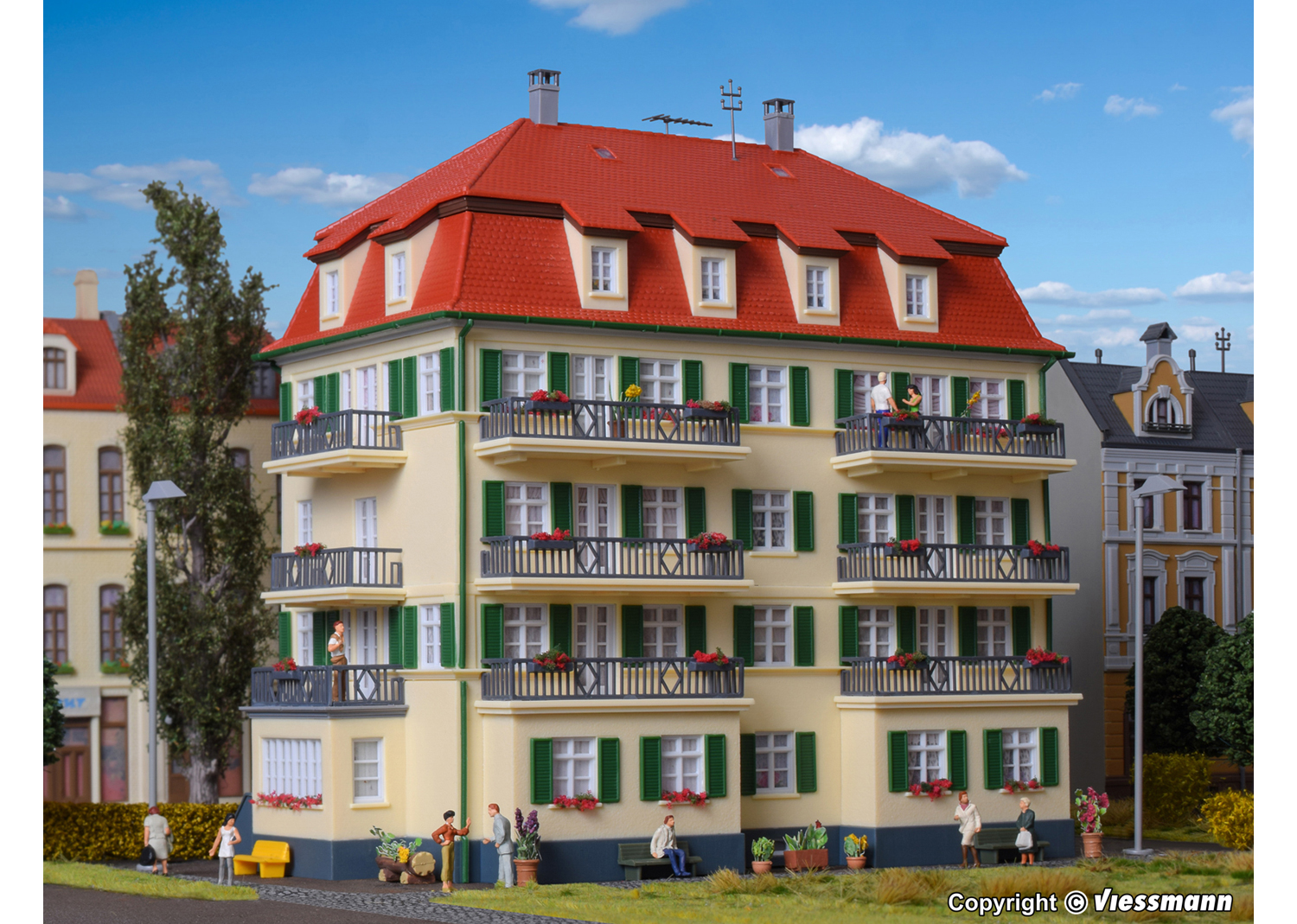 Kibri 38354 H0 Mehrfamilienhaus mit Balkon 